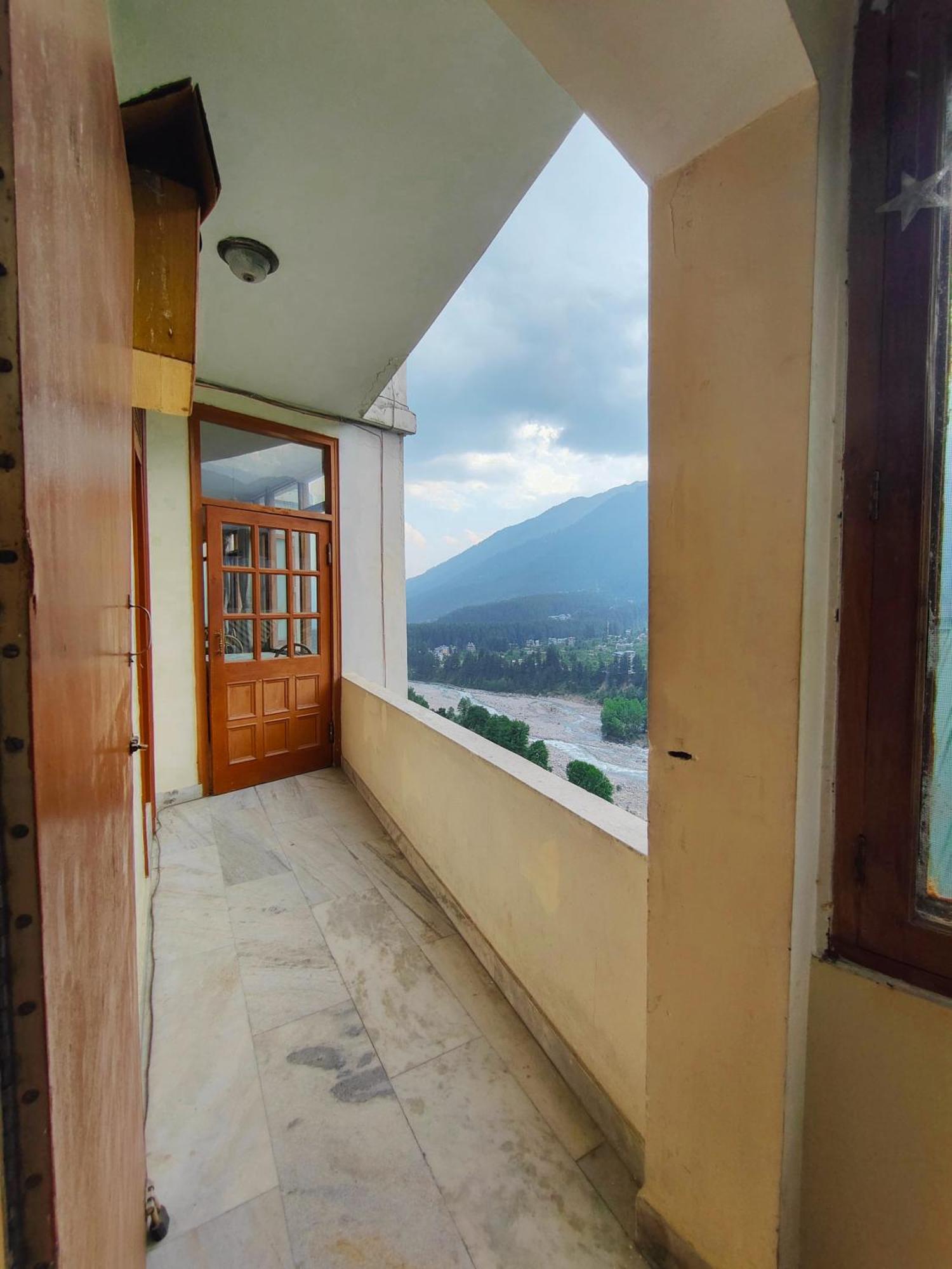 Hotel Arohi Vashist المظهر الخارجي الصورة