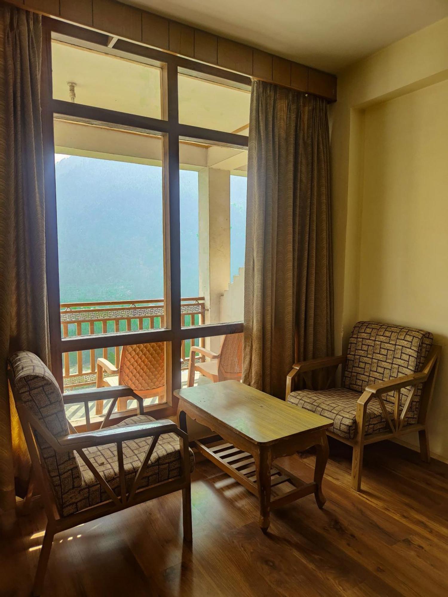 Hotel Arohi Vashist المظهر الخارجي الصورة