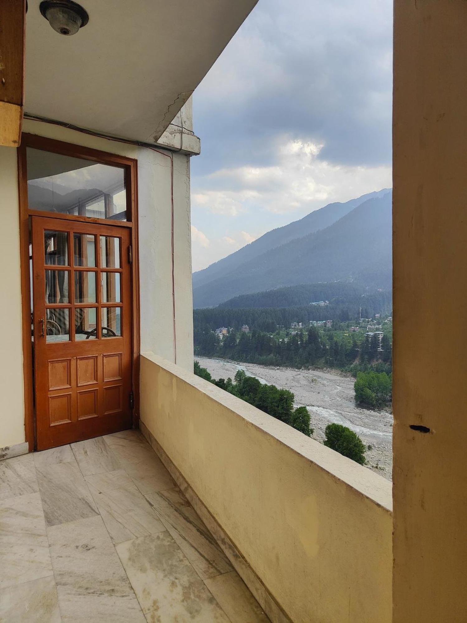 Hotel Arohi Vashist المظهر الخارجي الصورة