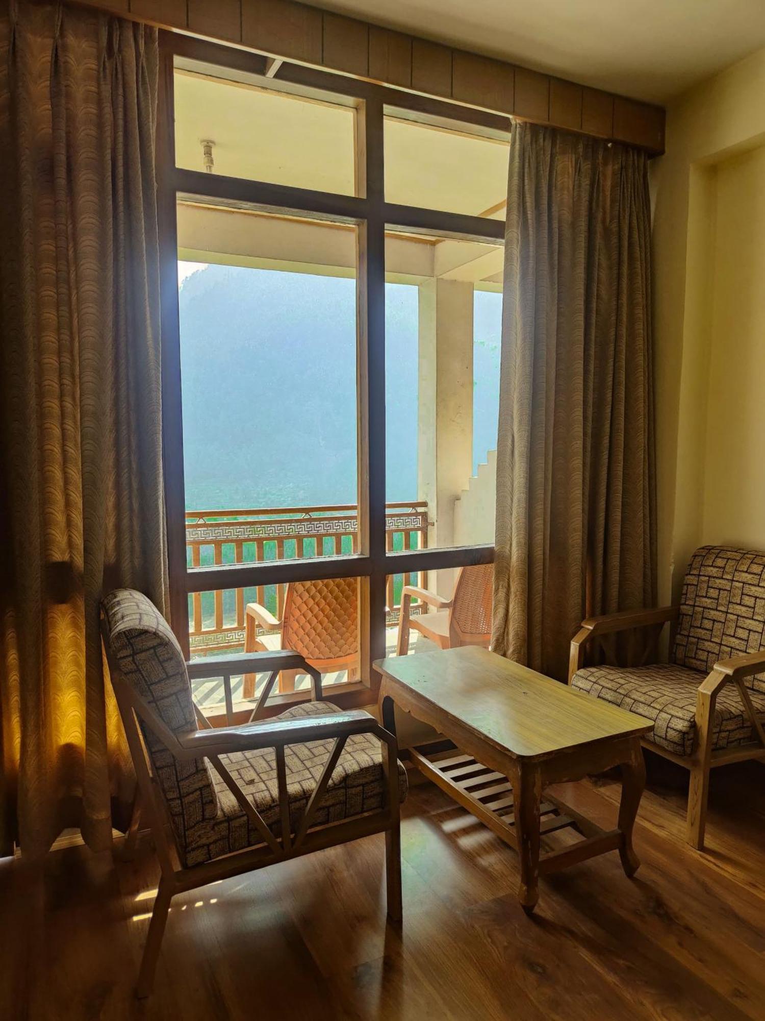 Hotel Arohi Vashist المظهر الخارجي الصورة