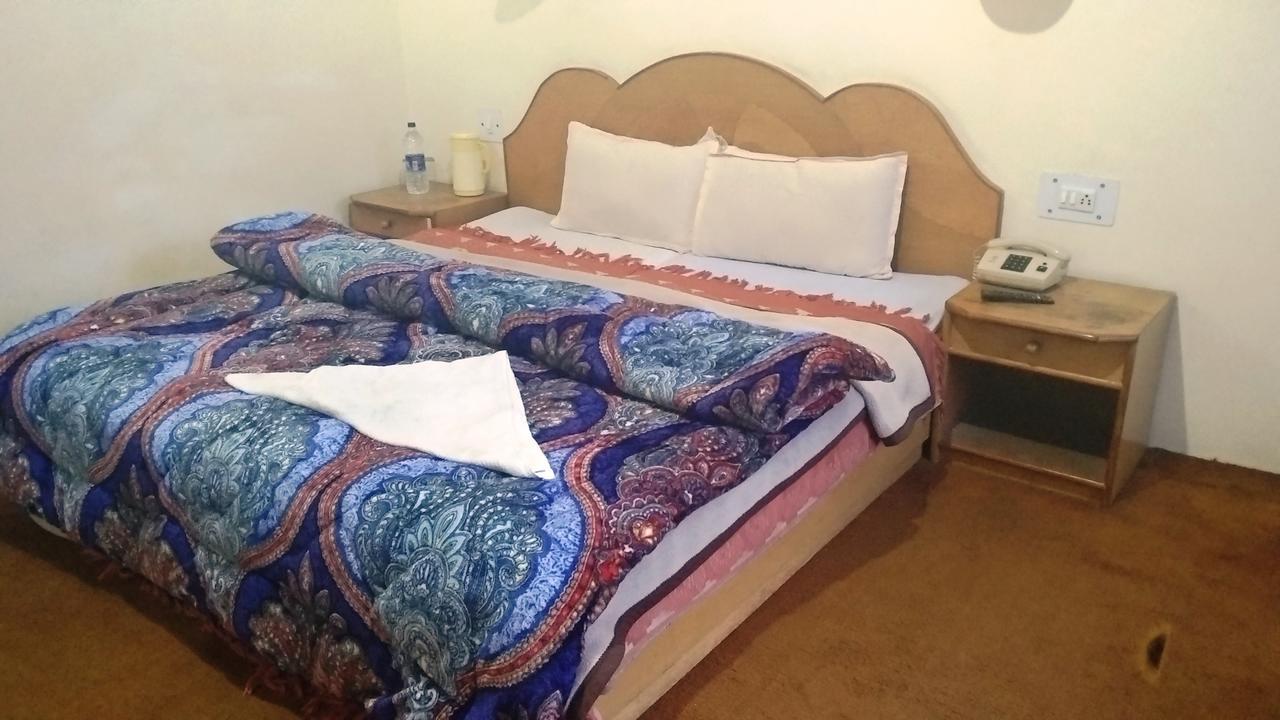 Hotel Arohi Vashist المظهر الخارجي الصورة
